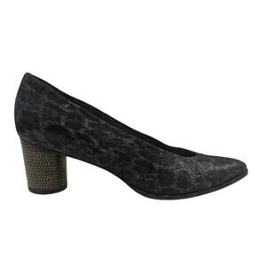 Stuart Weitzman Heels Size 9.5 Black Gray Leather Metal Round Heel Pointed Toe